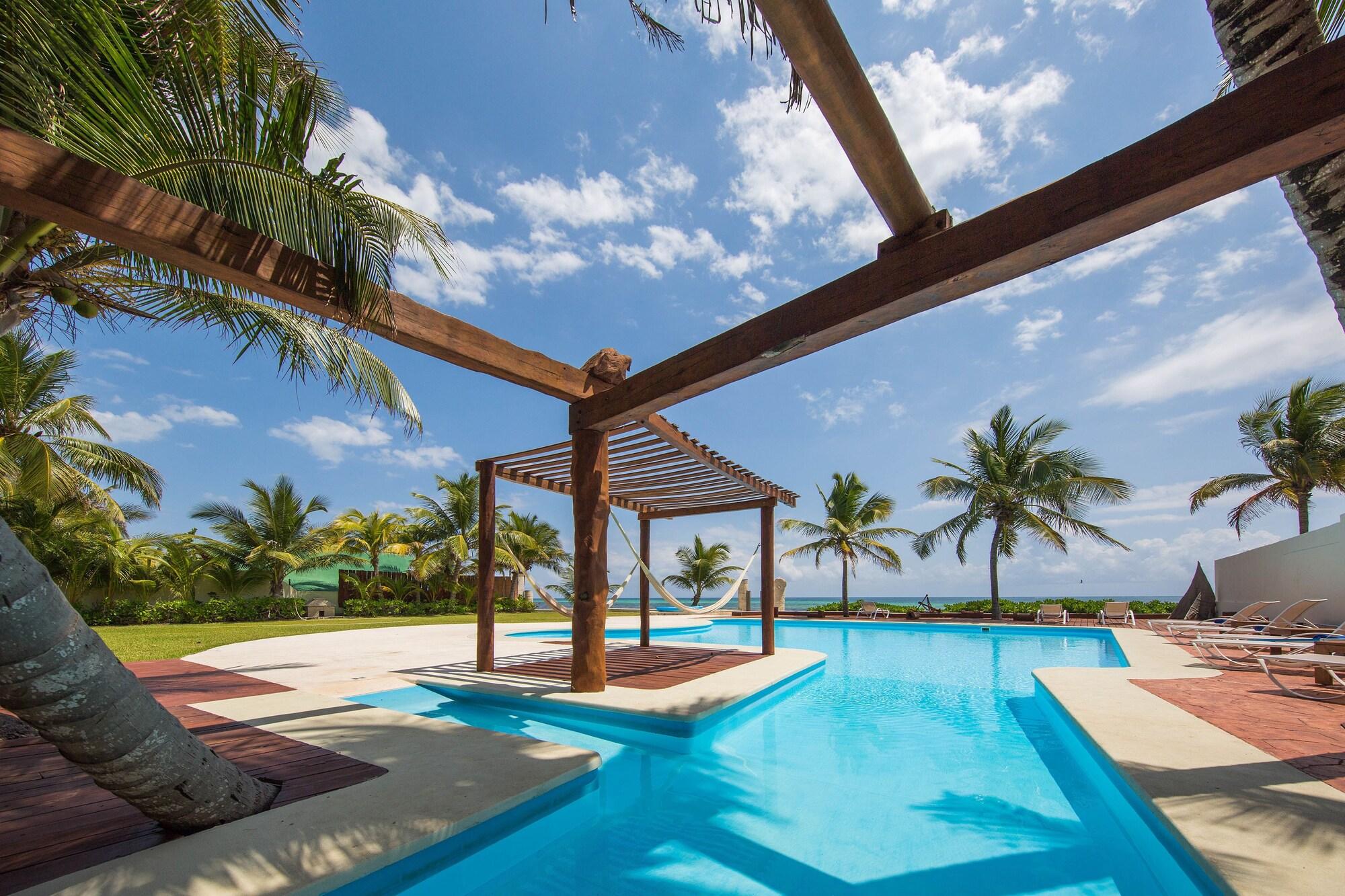 Casa Del Puerto Hotel Puerto Morelos Exterior photo